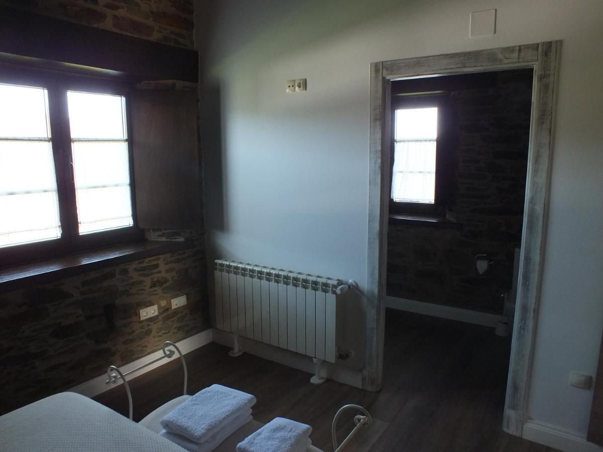 Apartamentos Puerta Del Castro Coana ภายนอก รูปภาพ