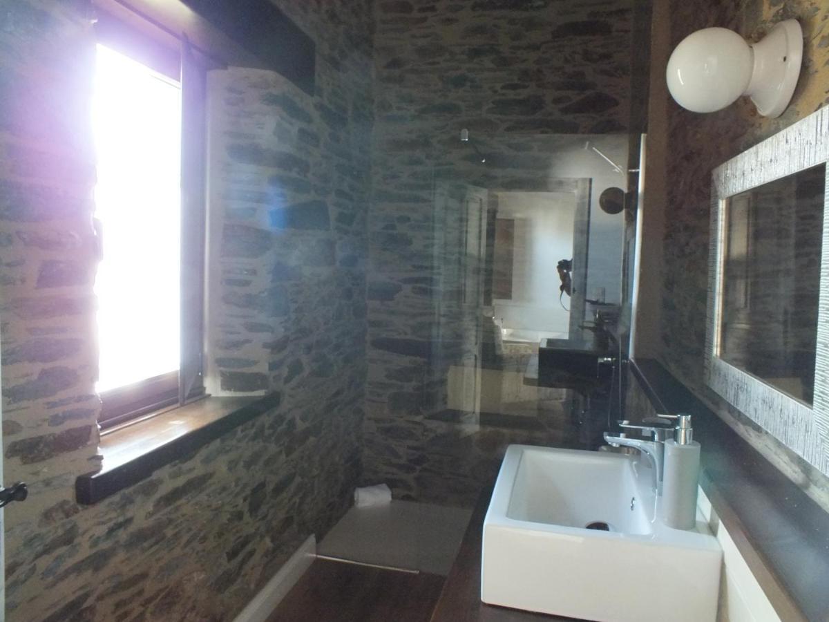 Apartamentos Puerta Del Castro Coana ภายนอก รูปภาพ