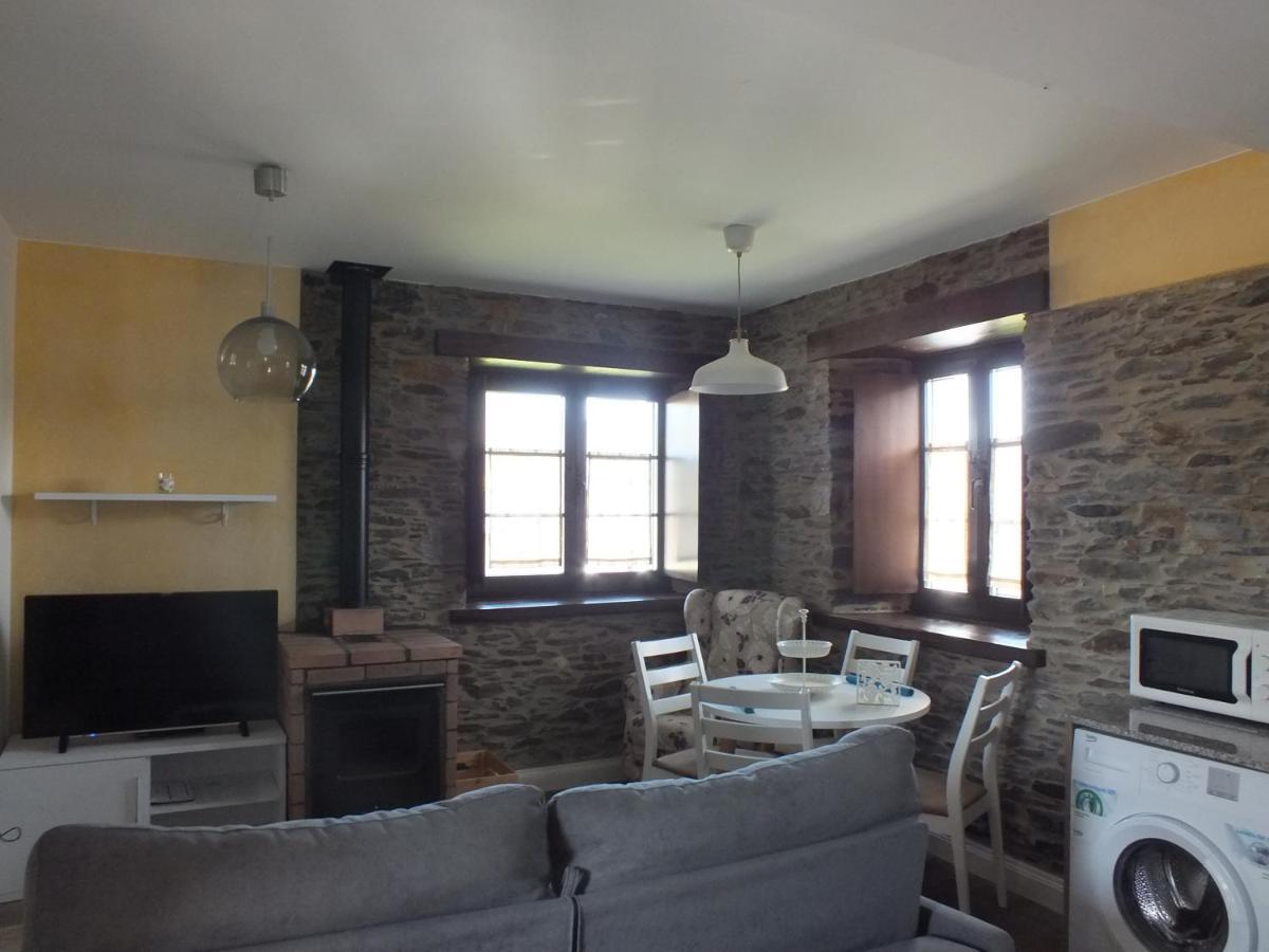 Apartamentos Puerta Del Castro Coana ภายนอก รูปภาพ