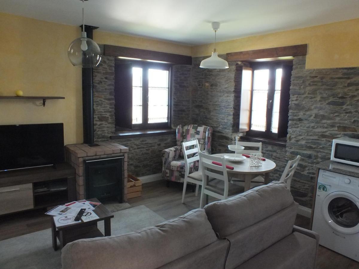 Apartamentos Puerta Del Castro Coana ภายนอก รูปภาพ