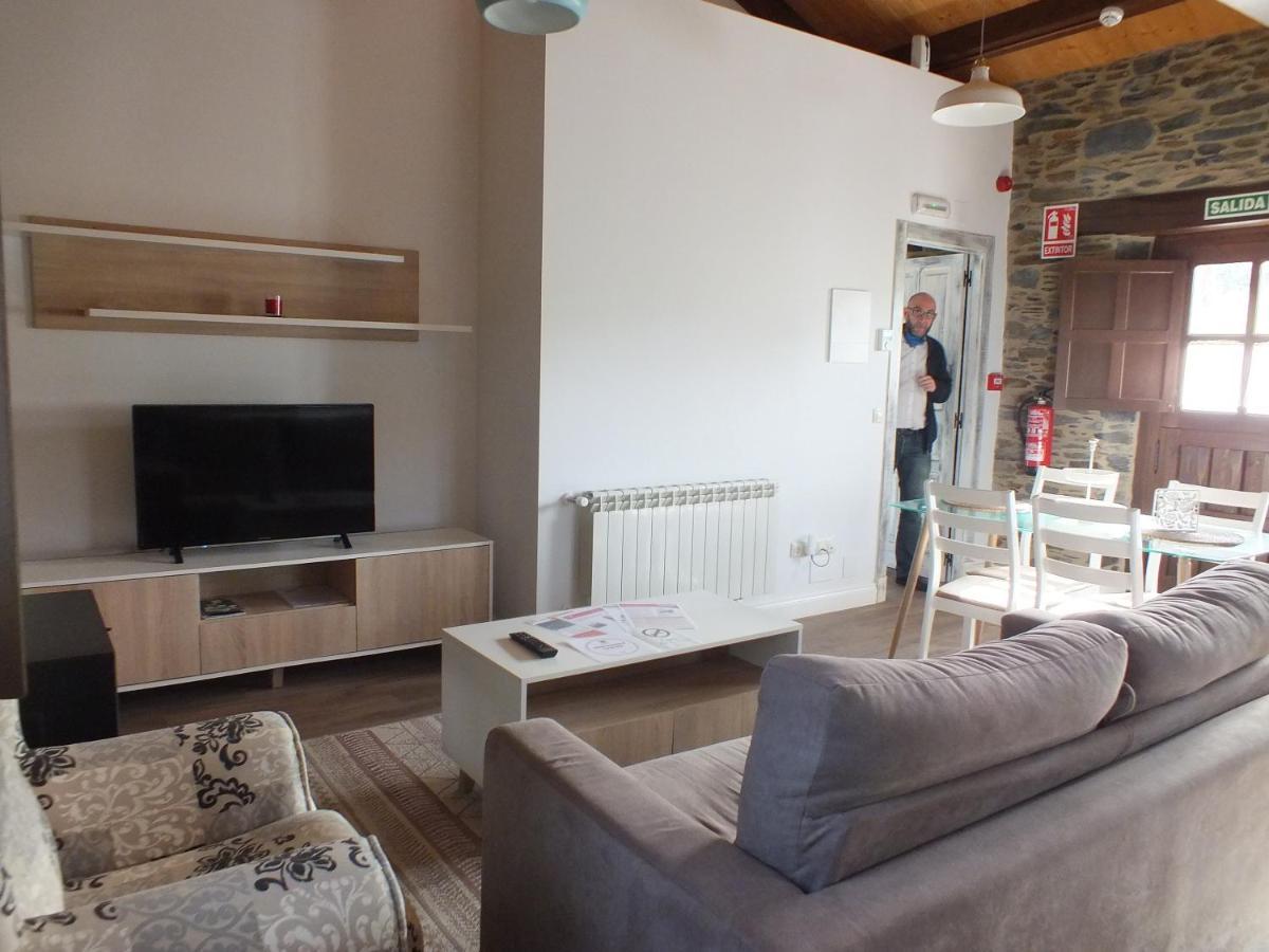 Apartamentos Puerta Del Castro Coana ภายนอก รูปภาพ