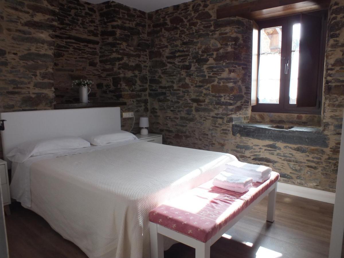 Apartamentos Puerta Del Castro Coana ภายนอก รูปภาพ