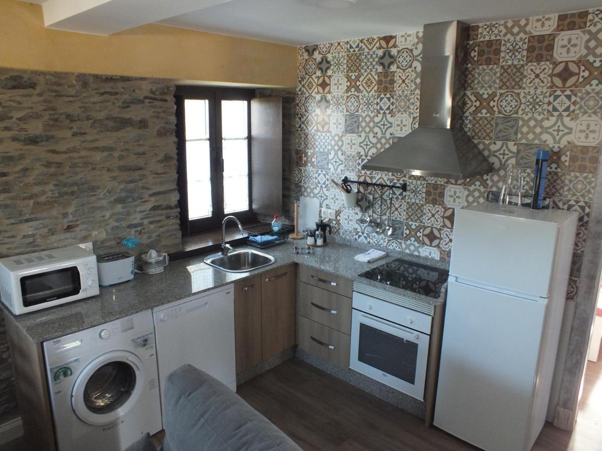 Apartamentos Puerta Del Castro Coana ภายนอก รูปภาพ